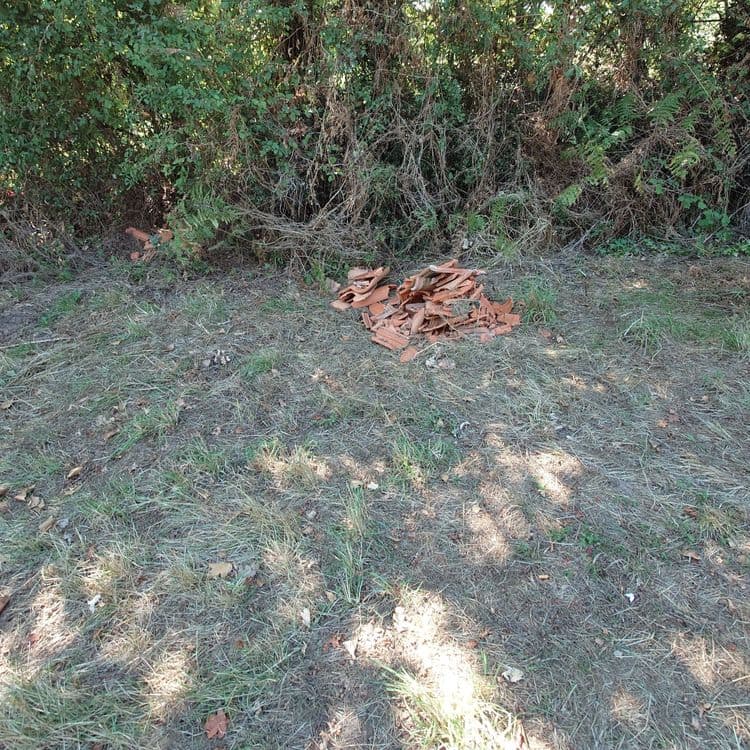 Reste de toiture matériaux inertes