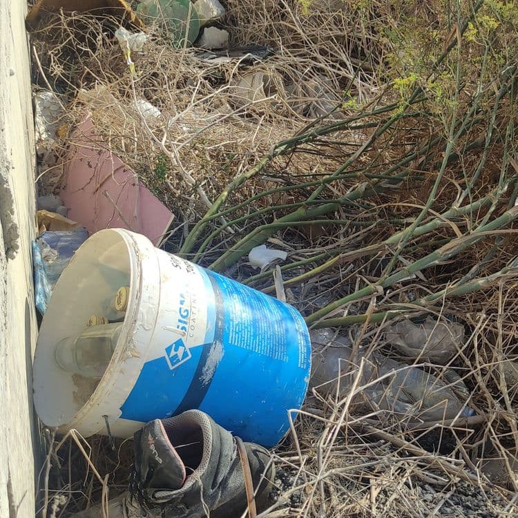 Waste, illegal dumping!
Hmieg u grieden!
Intina ta drenagg, specjalment filghaxija!