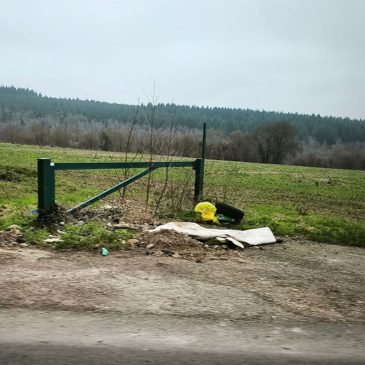 Poubelle+pneu