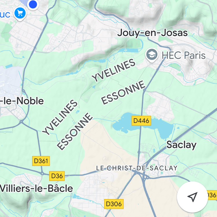 Beaucoup de déchets le longs des départementales.

