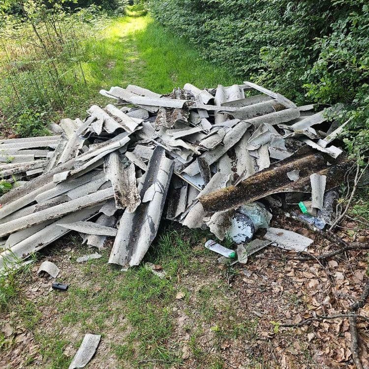 Déchets de fibrociment 
