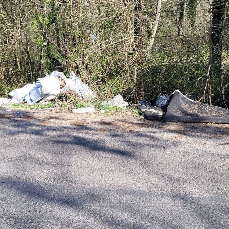Sacs de gravats,déchets vert,tapis ....