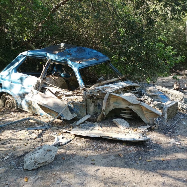 Véhicule abandonné 