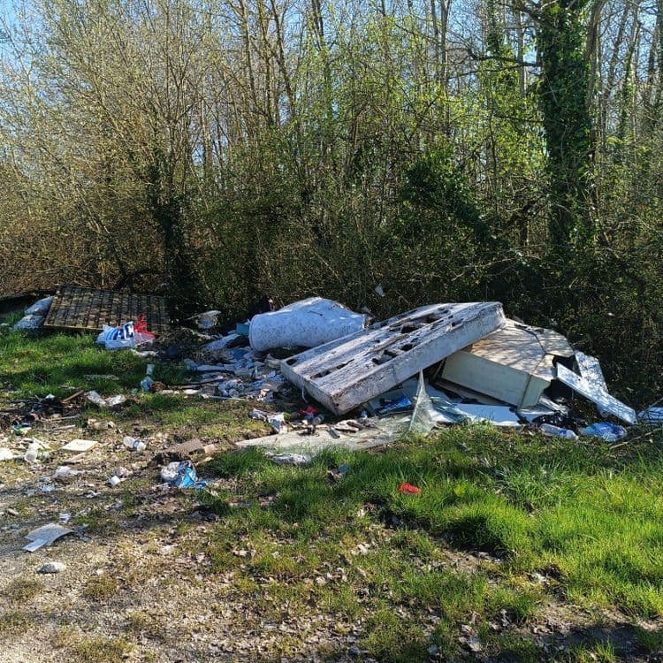 En bord de route 